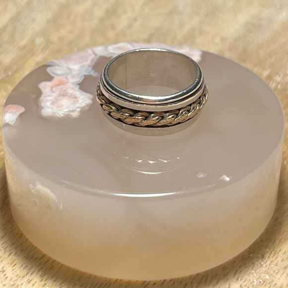 Two-tone Rope Braided 925 Sterling Silver Spinner Ring - Picture 4 of 8